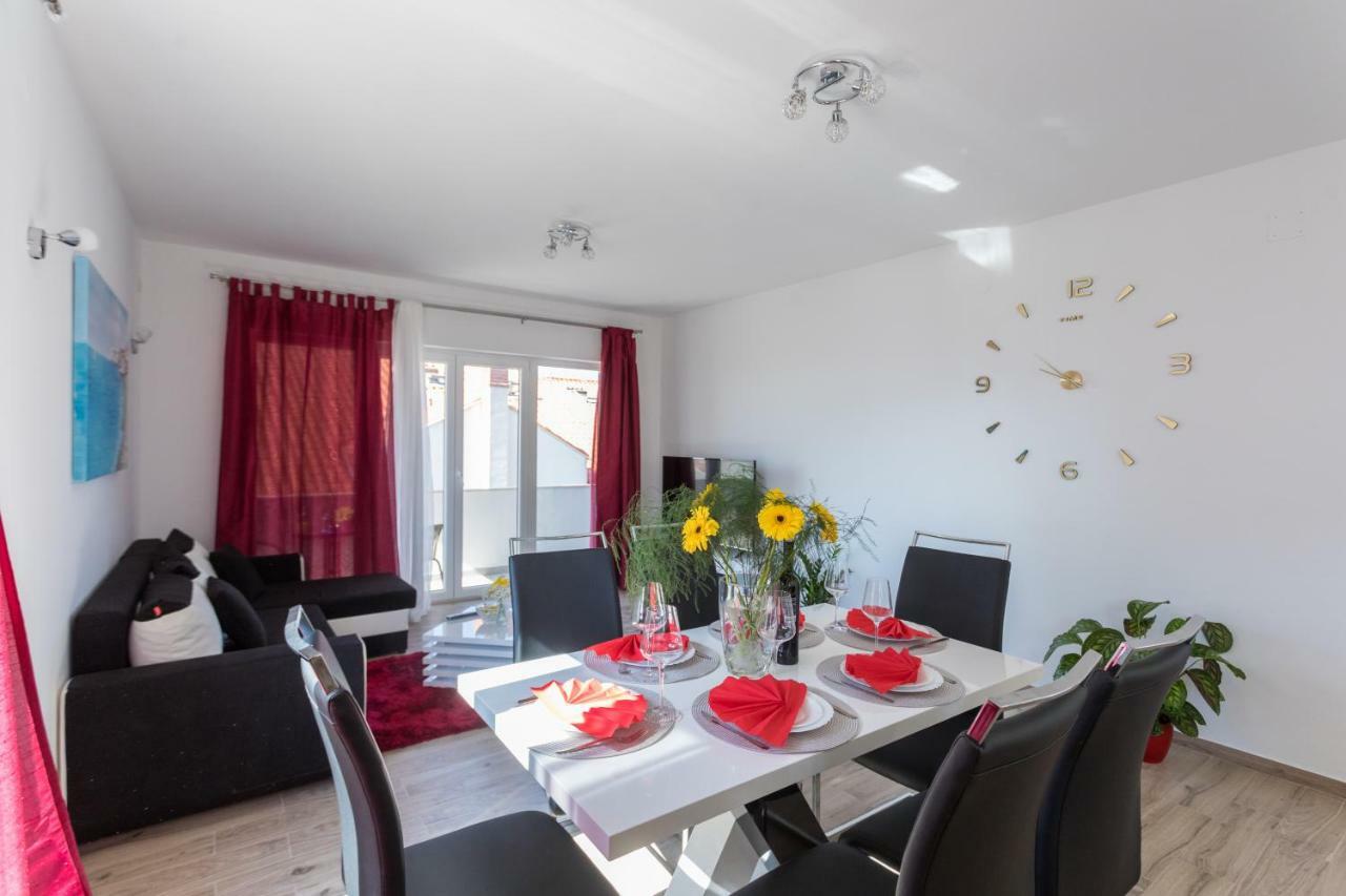 Appartement Iv & La *